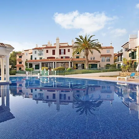 Old Village T2 Duplex Quarteira