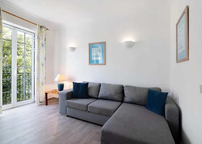 Апартаменты Old Village T2 Duplex Картейра