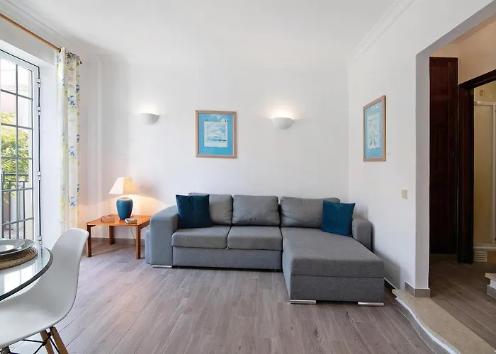 Апартаменты Old Village T2 Duplex