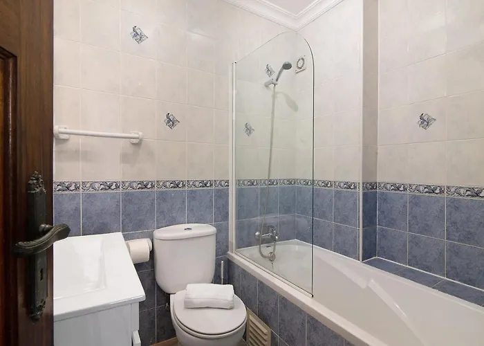 Old Village T2 Duplex Картейра