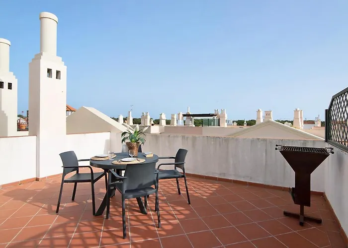 Old Village T2 Duplex Апартаменты *