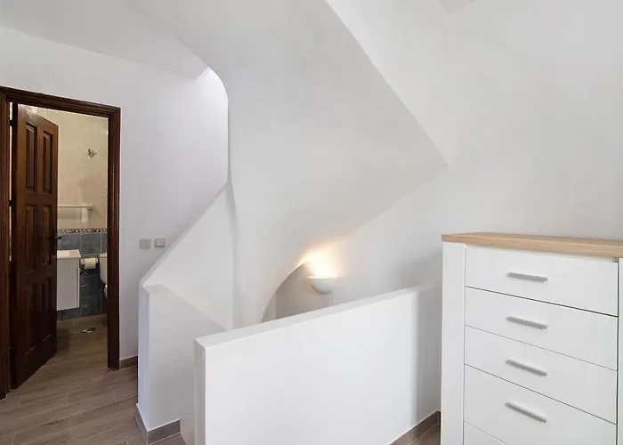 Old Village T2 Duplex * Картейра
