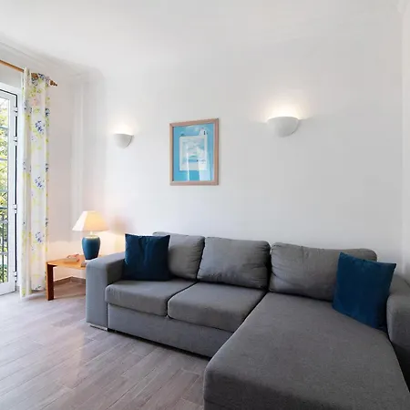 Old Village T2 Duplex Quarteira